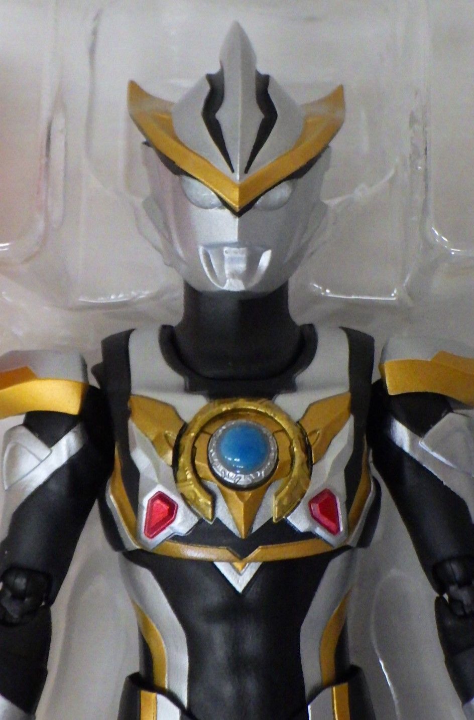 30.S.H.Figuarts ウルトラマンR/B ウルトラマンルーブ