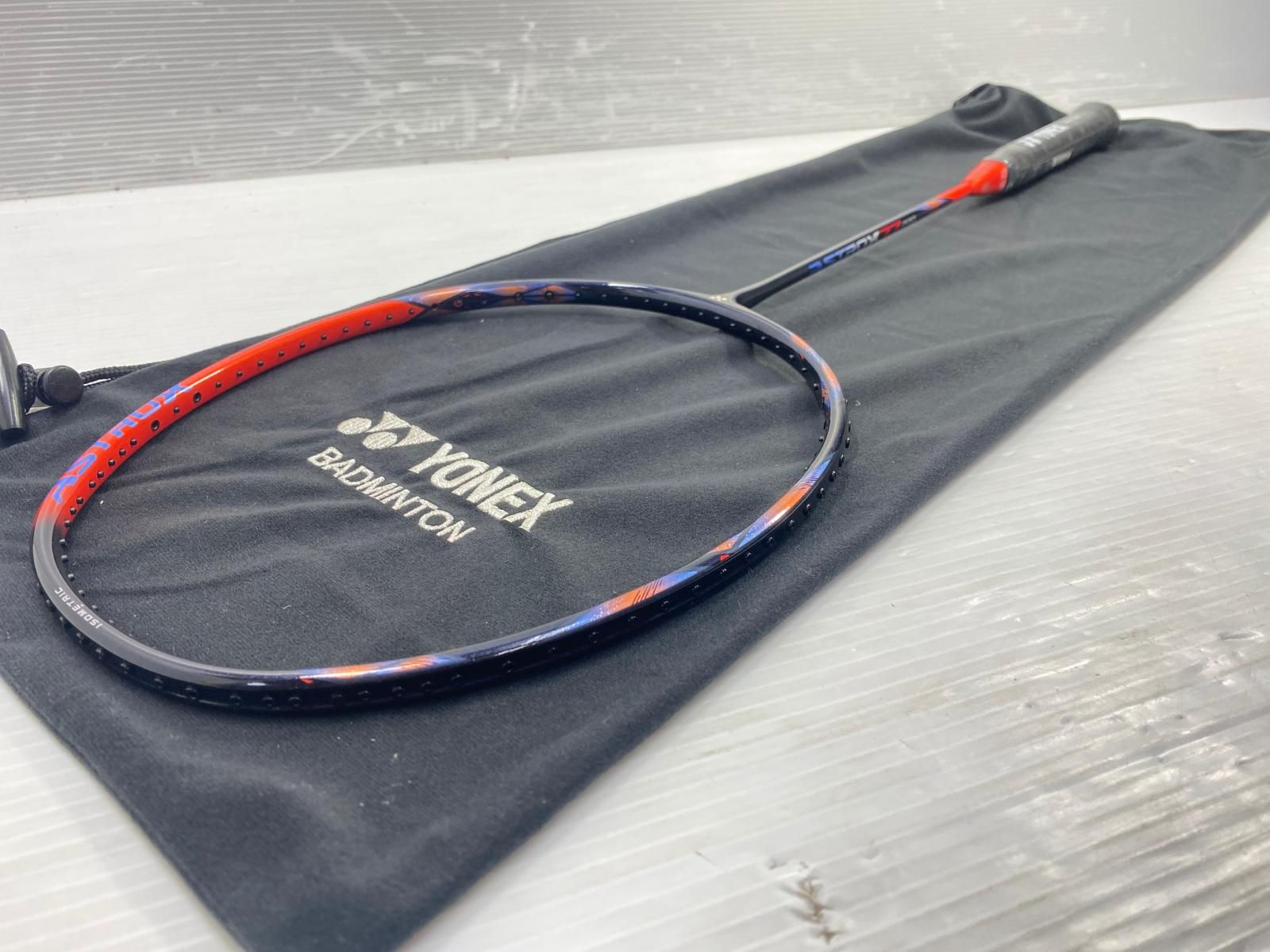 ♥品 ヨネックス アストロクス77プロ AX77-P 3UG6 バドミントン オレンジ×ブラック YONEX ○YR-19342○