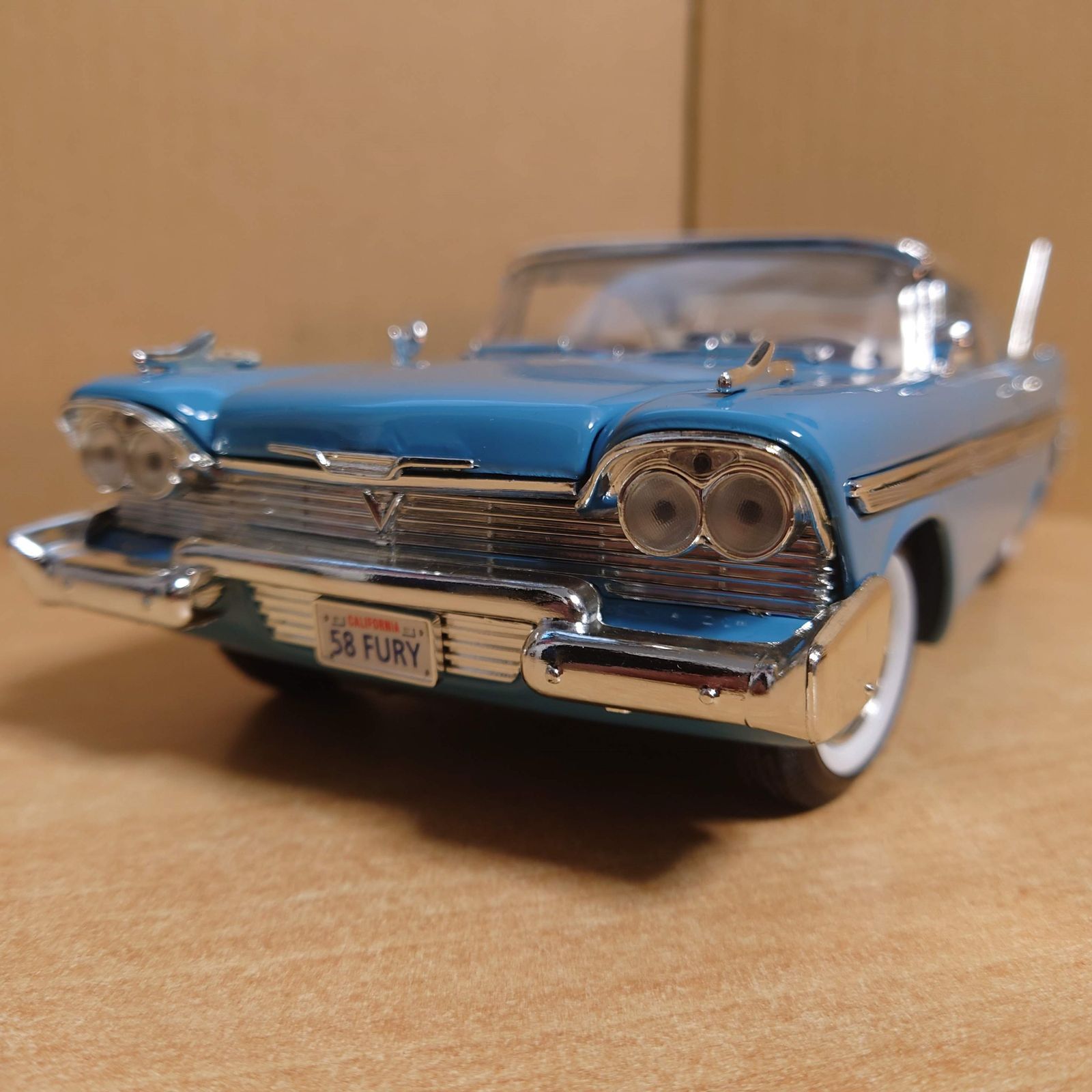 1/18 プリムスフューリー 1958 ライトブルー Plymouth Fury 1/18 プリムスフューリー 1958 ライトブルー Plymouth Fury