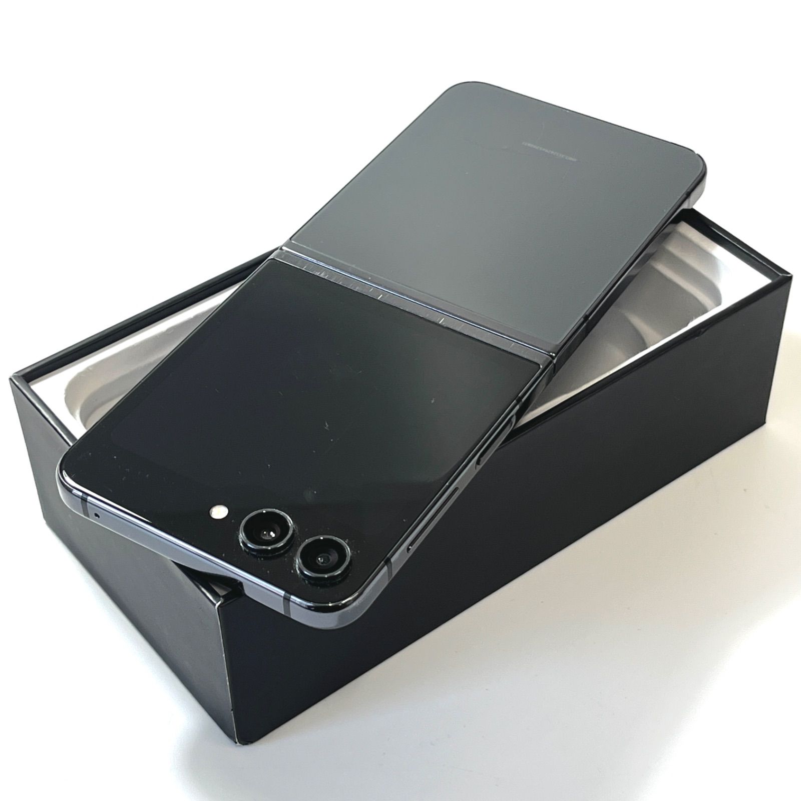 フェア品】Galaxy Z Flip5 256GB｜SIMフリー