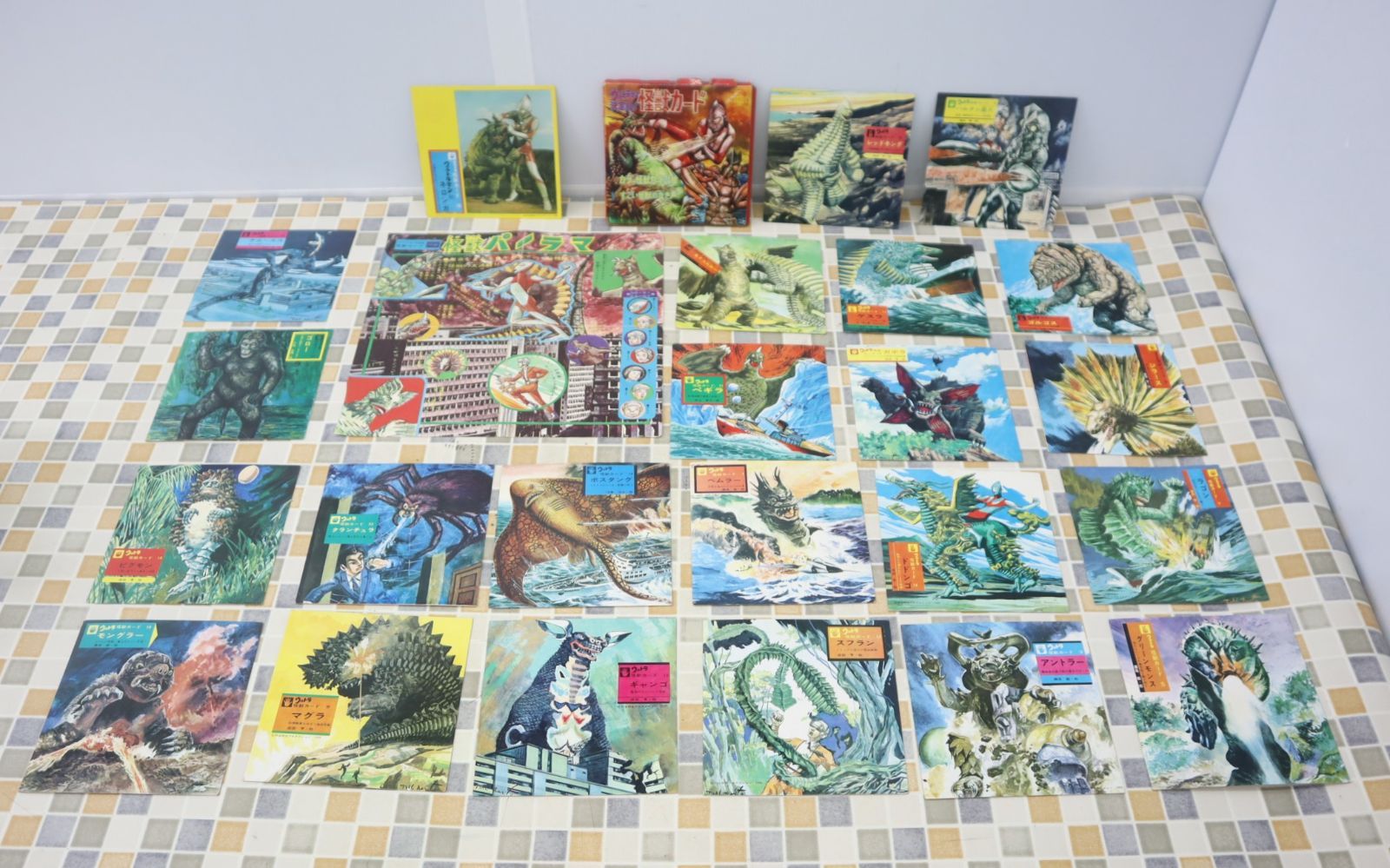 ∧ 昭和レトロ 貴重 レア 絶品｜ウルトラマン 決定版怪獣カード