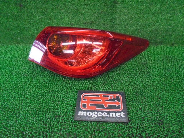 4FQ3526 KFJ4 日産 スカイライン HV37 HNV37 前期型 350GT F ハイブリッド テールライト右 スタンレイW1241