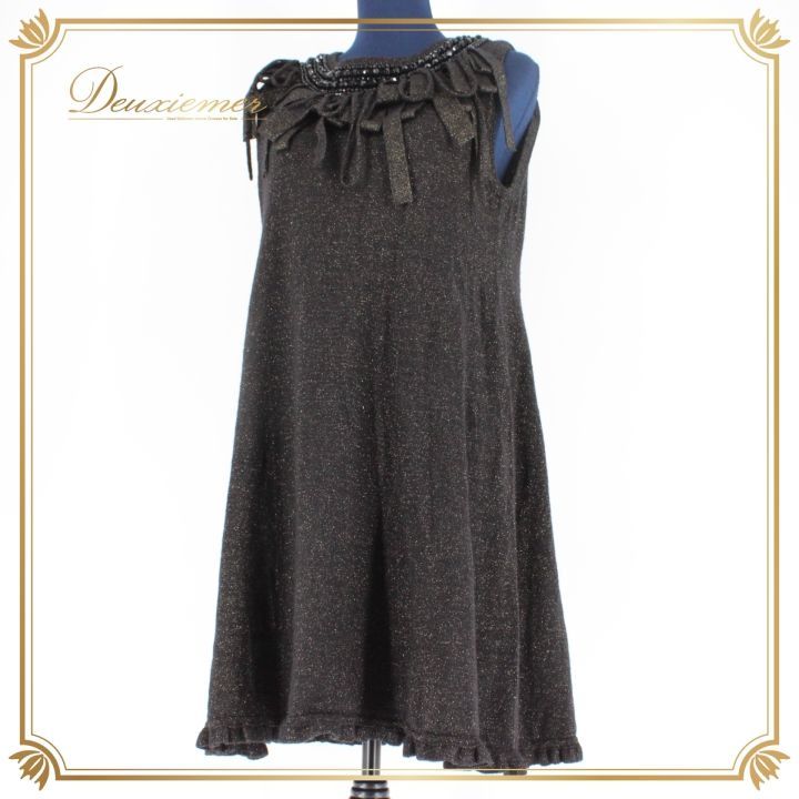 TOKUKO 1er VOL フリル付きブラックノースリーブチュニック