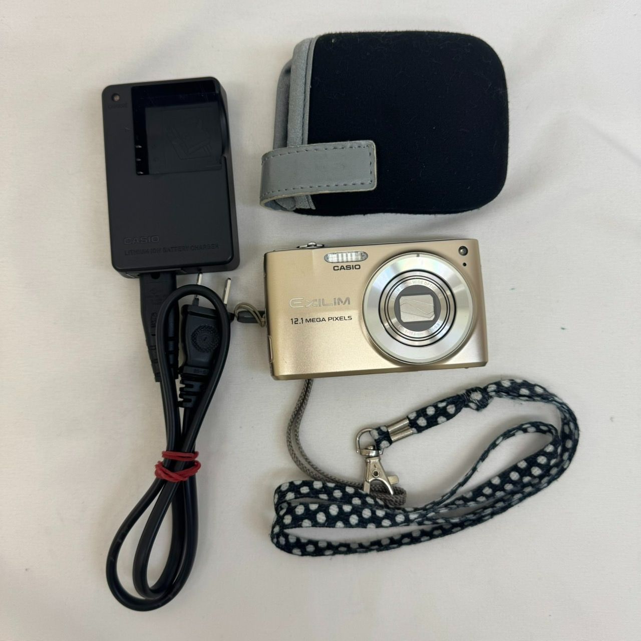 K【SDカード付】コンパクトデジタルカメラ CASIO EXILIM ZOOM EX-Z400 ゴールド