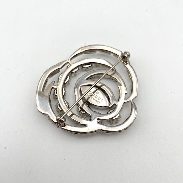 GUCCI グッチ　アンティーク調ブローチ グッチ ヴィンテージ ブローチ GUCCI VINTAGE BROOCH - メルカリ