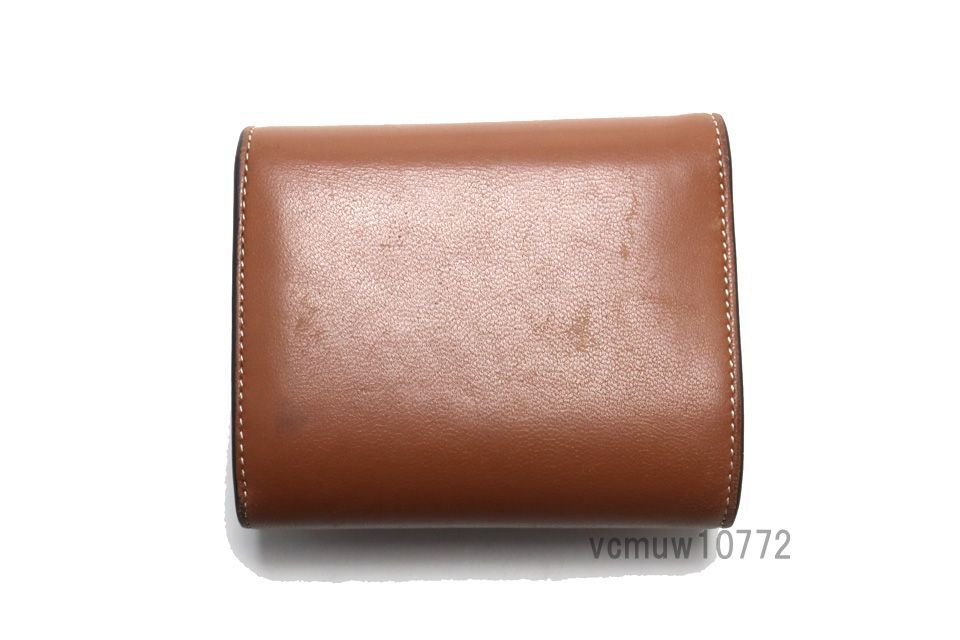 モダンな雰囲気*CELINE*スモール フラップウォレット トリオンフ スモール フラップウォレット トリオンフ / シャイニーカーフ