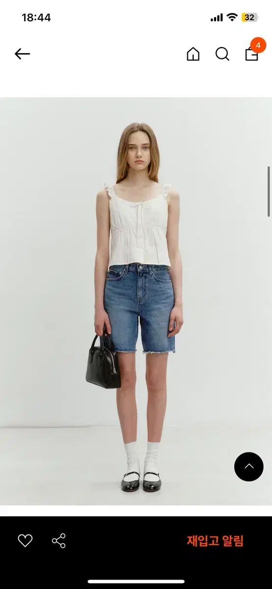 Dunst ダンスト edge denim shorts midblue