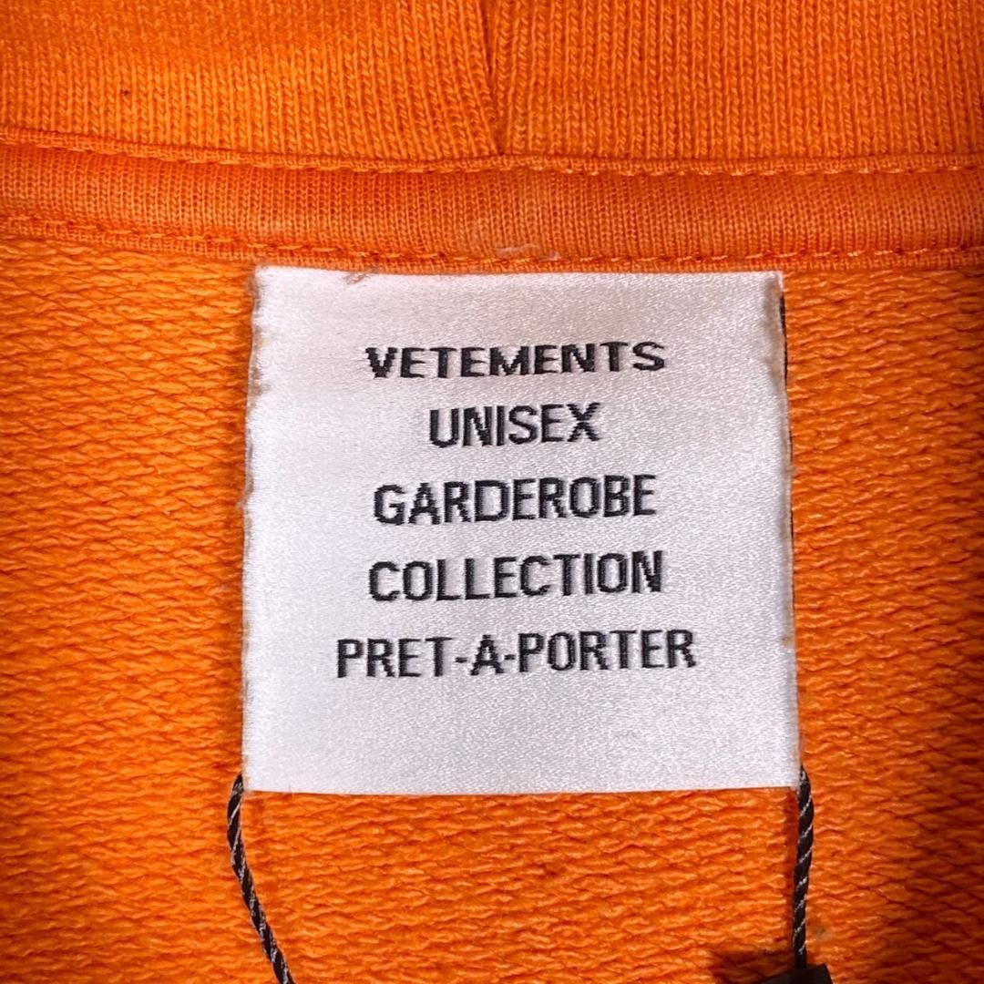 VETEMENTS』ヴェトモン (S) グラディエントロゴ パーカー - メルカリ