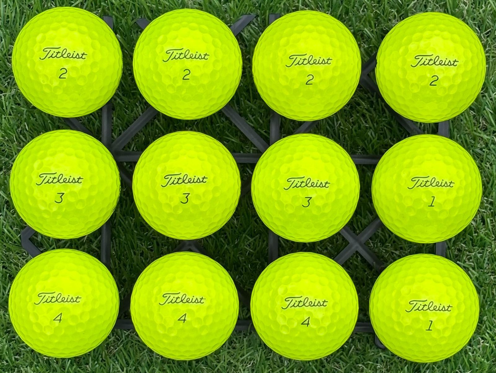 【超超美品】タイトリスト PRO V1 2023年モデル限定 ロストボール 中古タイトリスト(Titleist) ゴルフボール プロV1 PRO V1 2023年