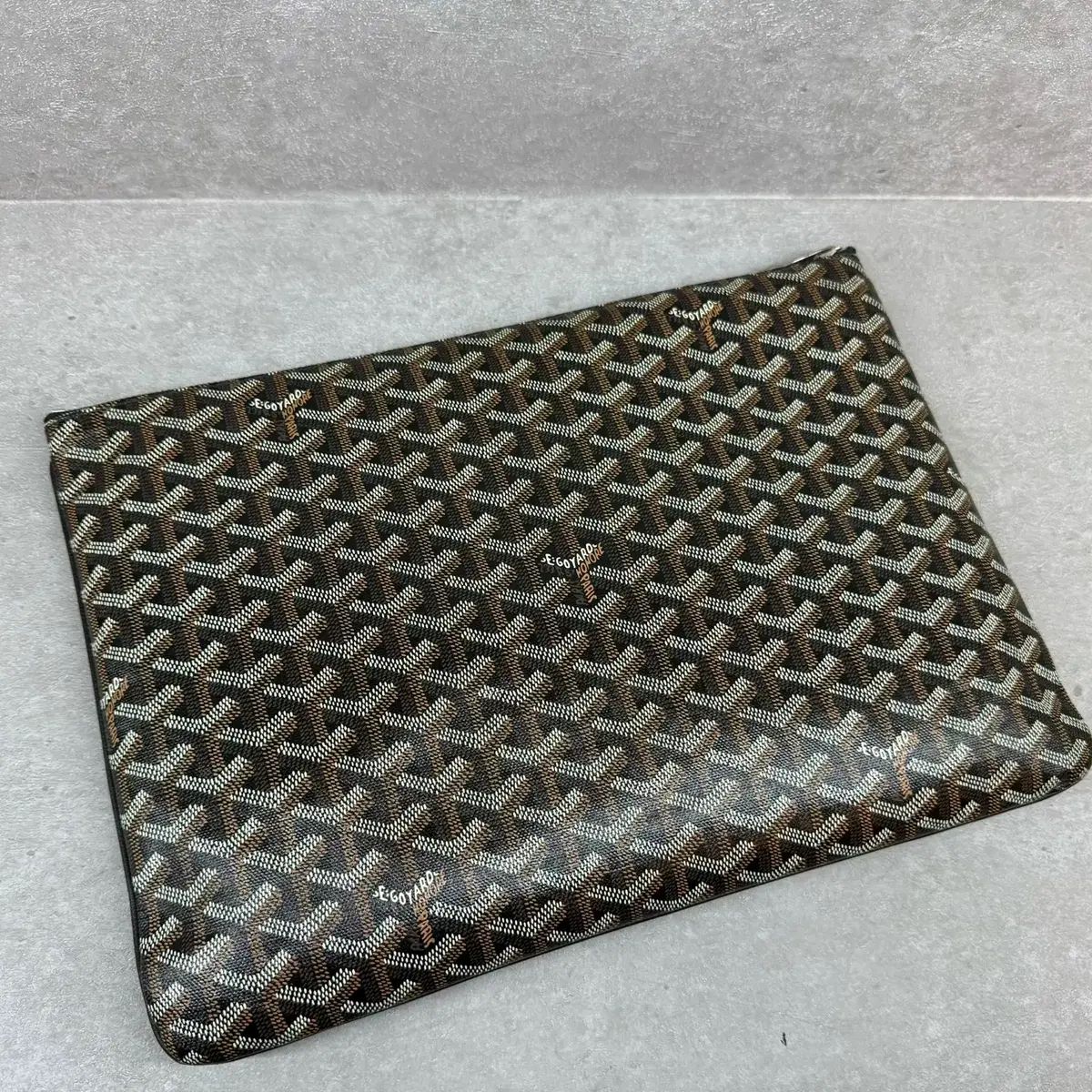 10/10までNO.2908✤失われた野生ねこ 雪の結晶 ハンドメイド チャーム