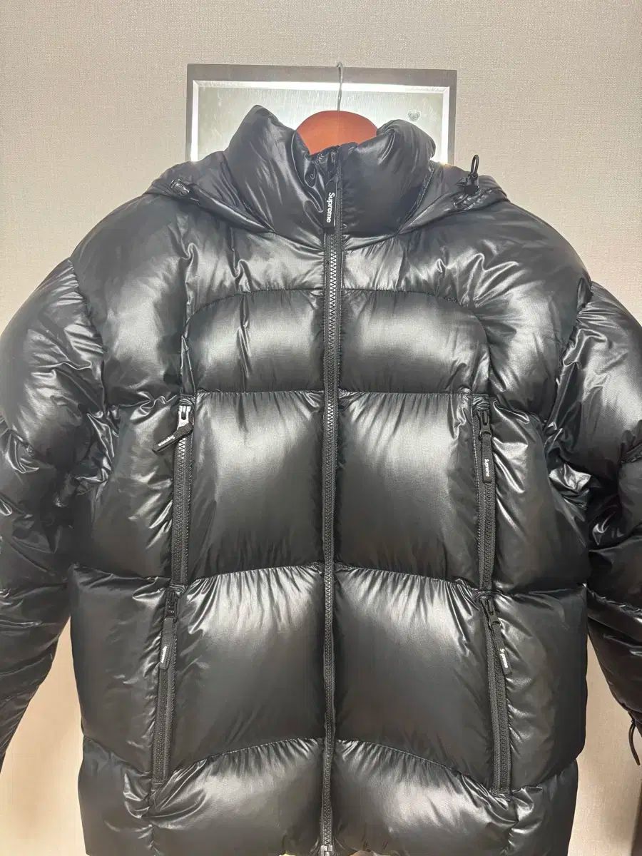 シュープリーム ( supreme ） フェザーウェイト ダウン ジャケット 黒 ー 23FW