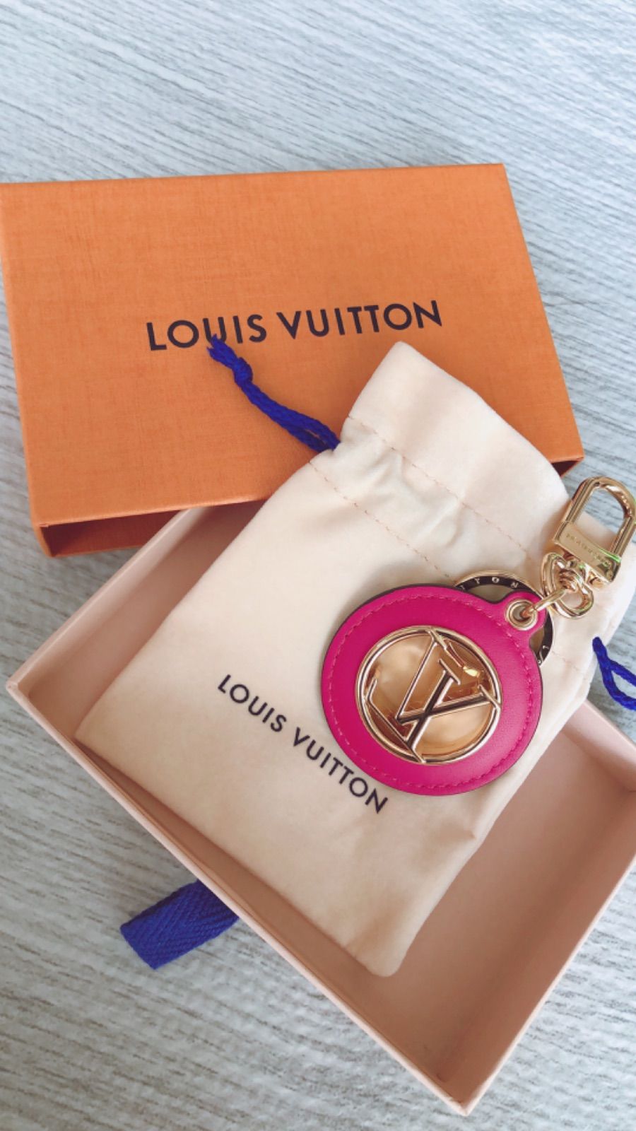 希少 ルイヴィトン ポルトクレ LV ポンヌフ キーリング バッグチャーム