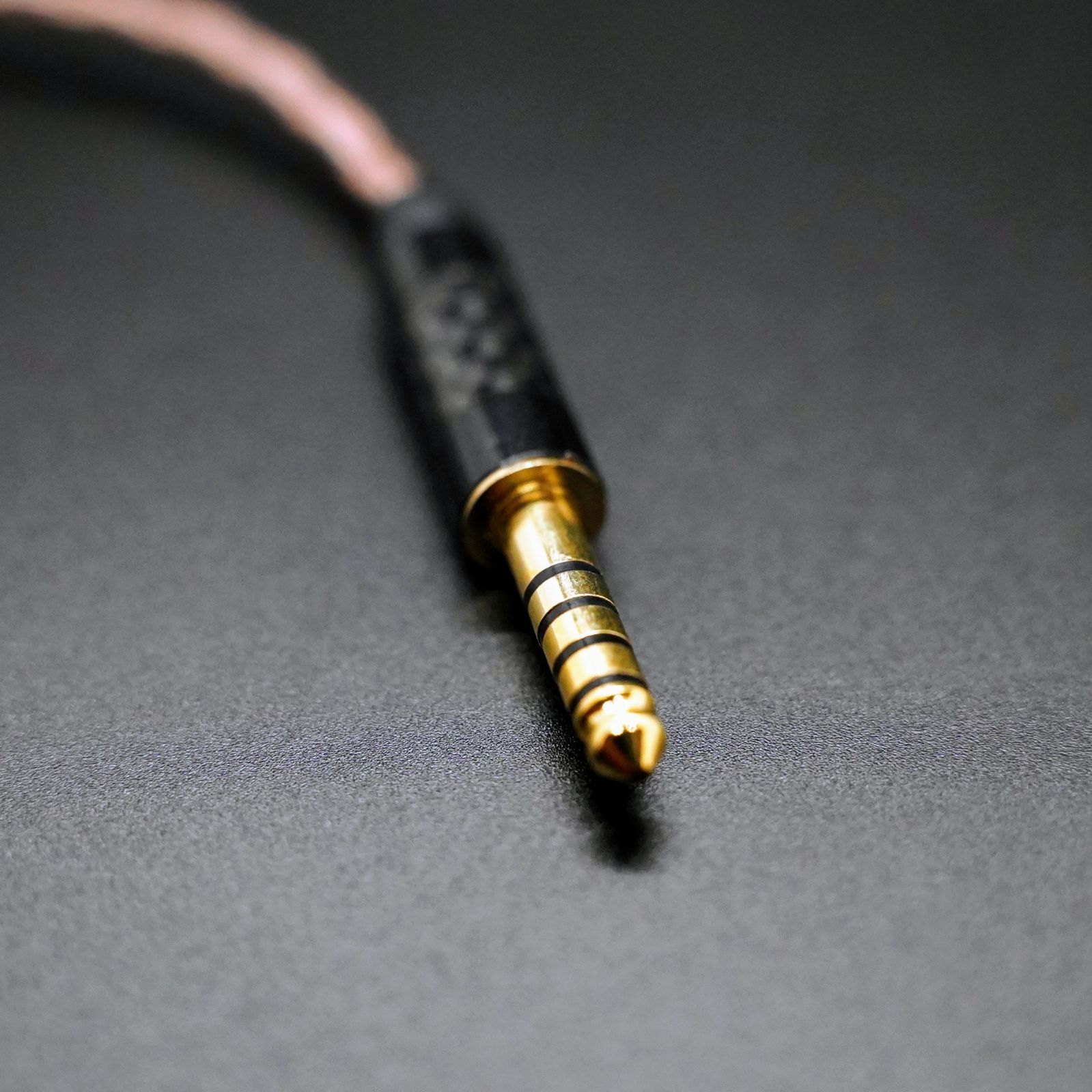 DIYキンバーケーブル最高スペックリケーブル C IEM 2pin/4.4mm - メルカリ