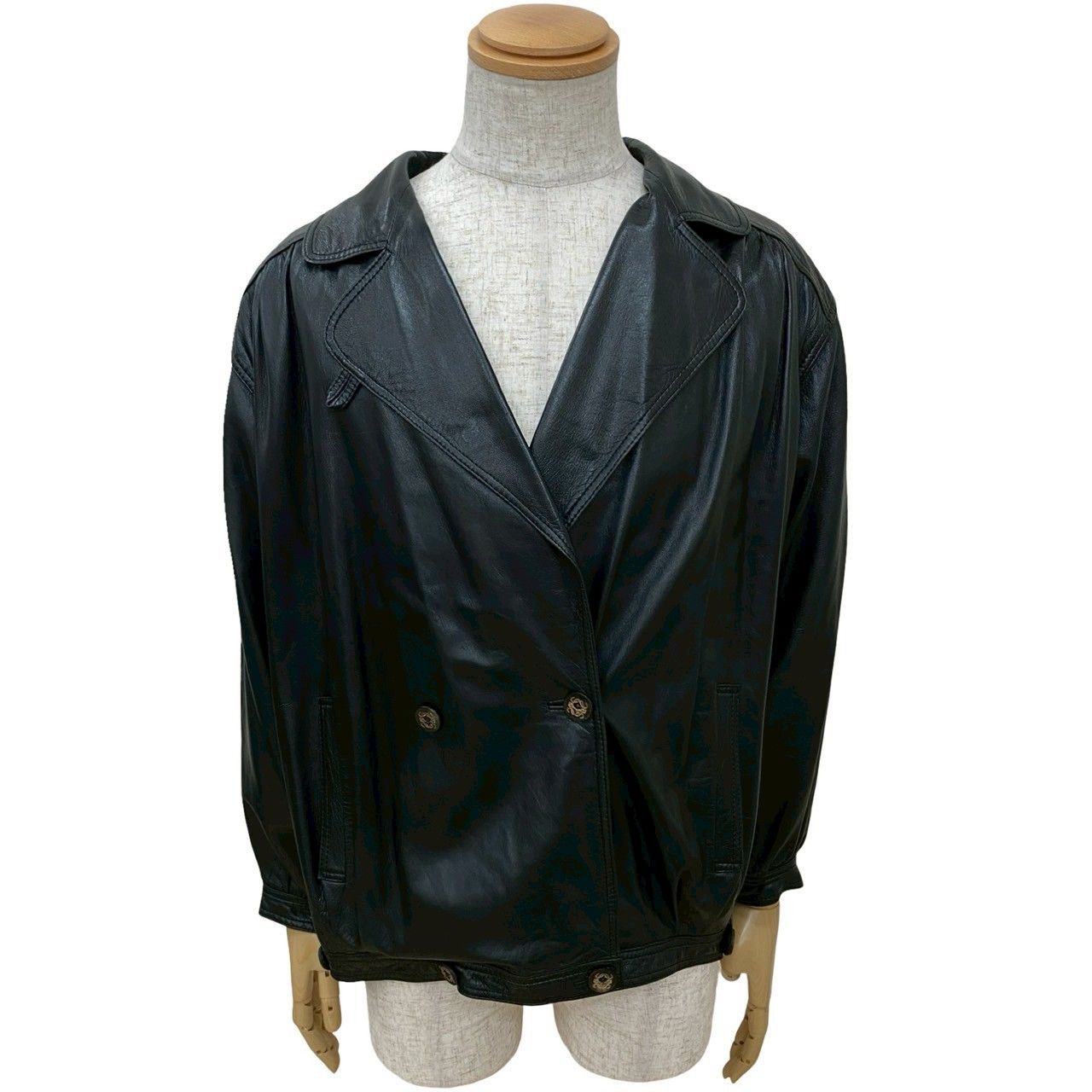 極 美品 希少品 LOEWE ロエベ アナグラム ロゴ ボタン ラムナッパ