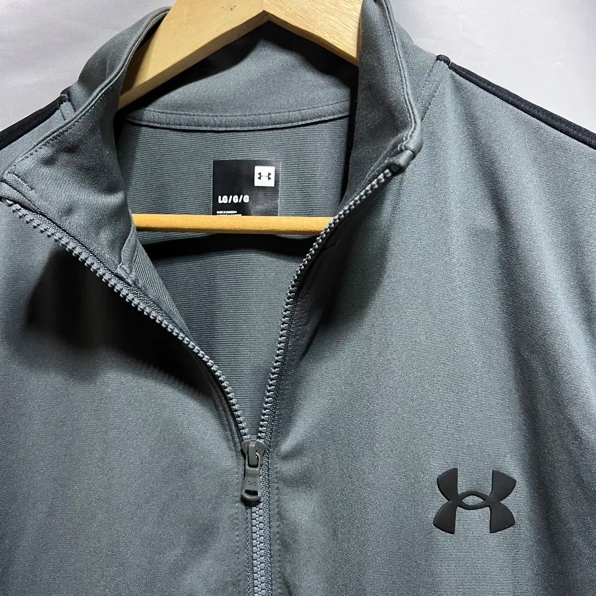 純正品/ L UNDER ARMOUR(アンダーアーマー) サイドライン グレー