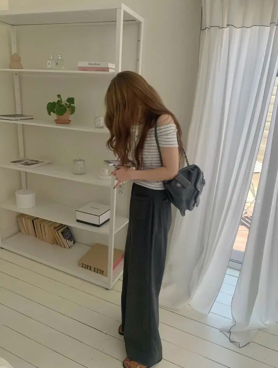 プロダクションパンツ