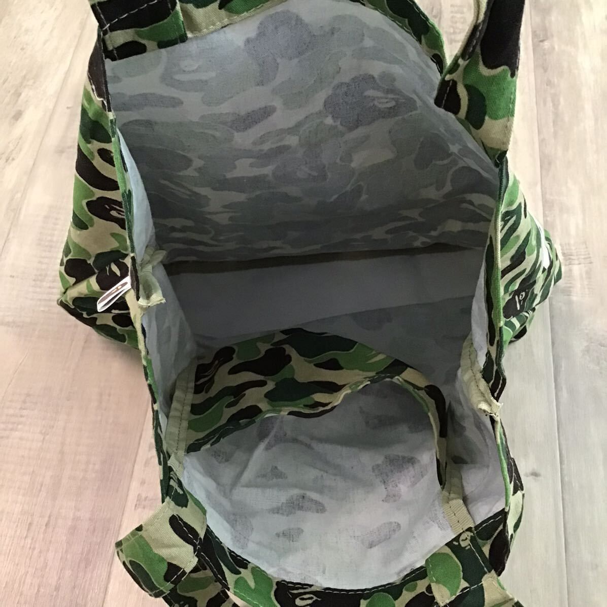 ☆新品☆ ムック限定 ABCカモ カレッジロゴ トート バッグ a