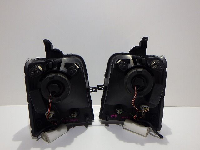 ヘッドライト左右 ハロゲン