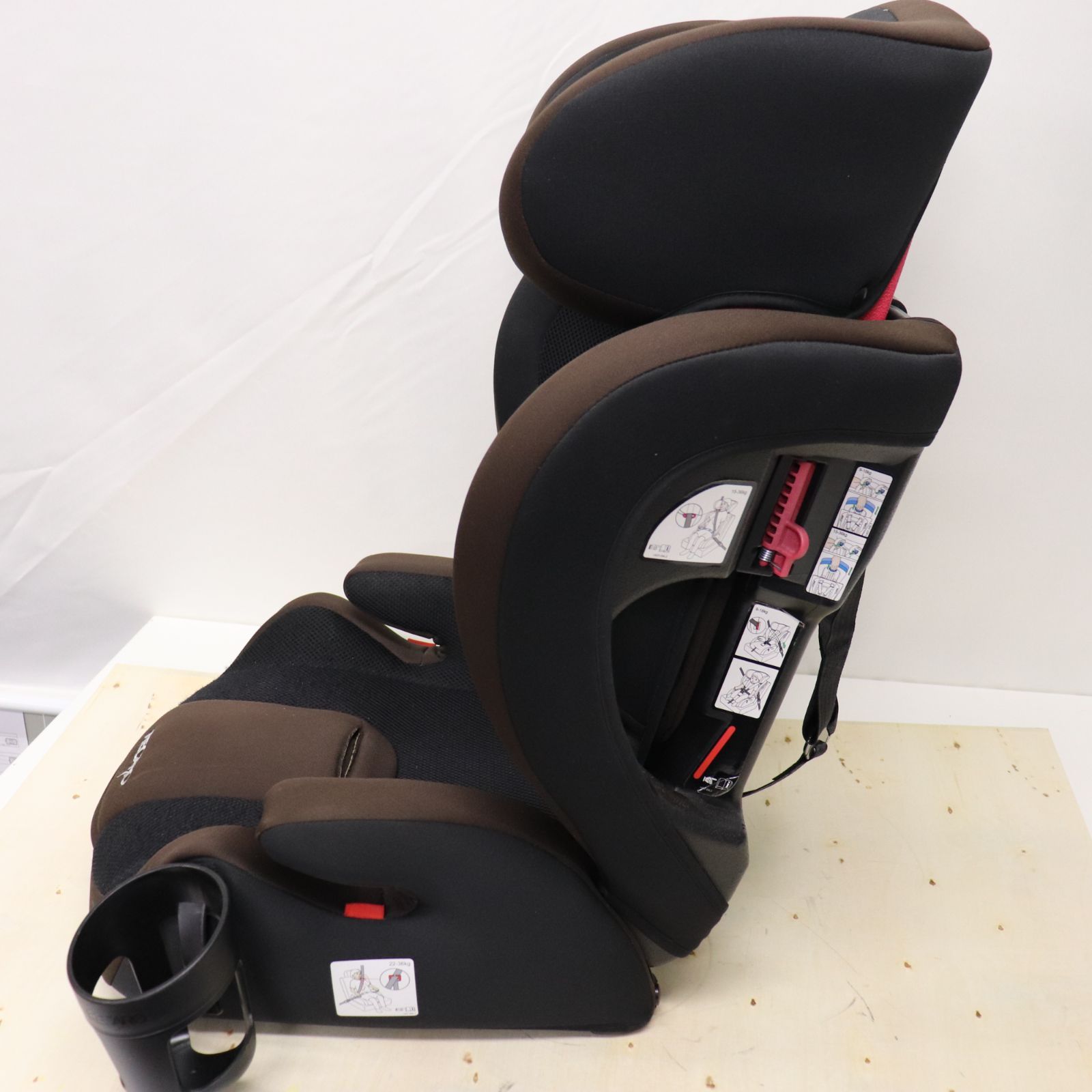 Recaro J1 smile urban brown レカロ チャイルドシート