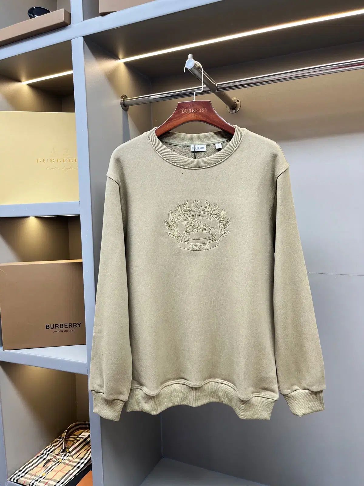 BURBERRY(バーバリー ) ユニセックス 刺繍ロゴ ニット セーター