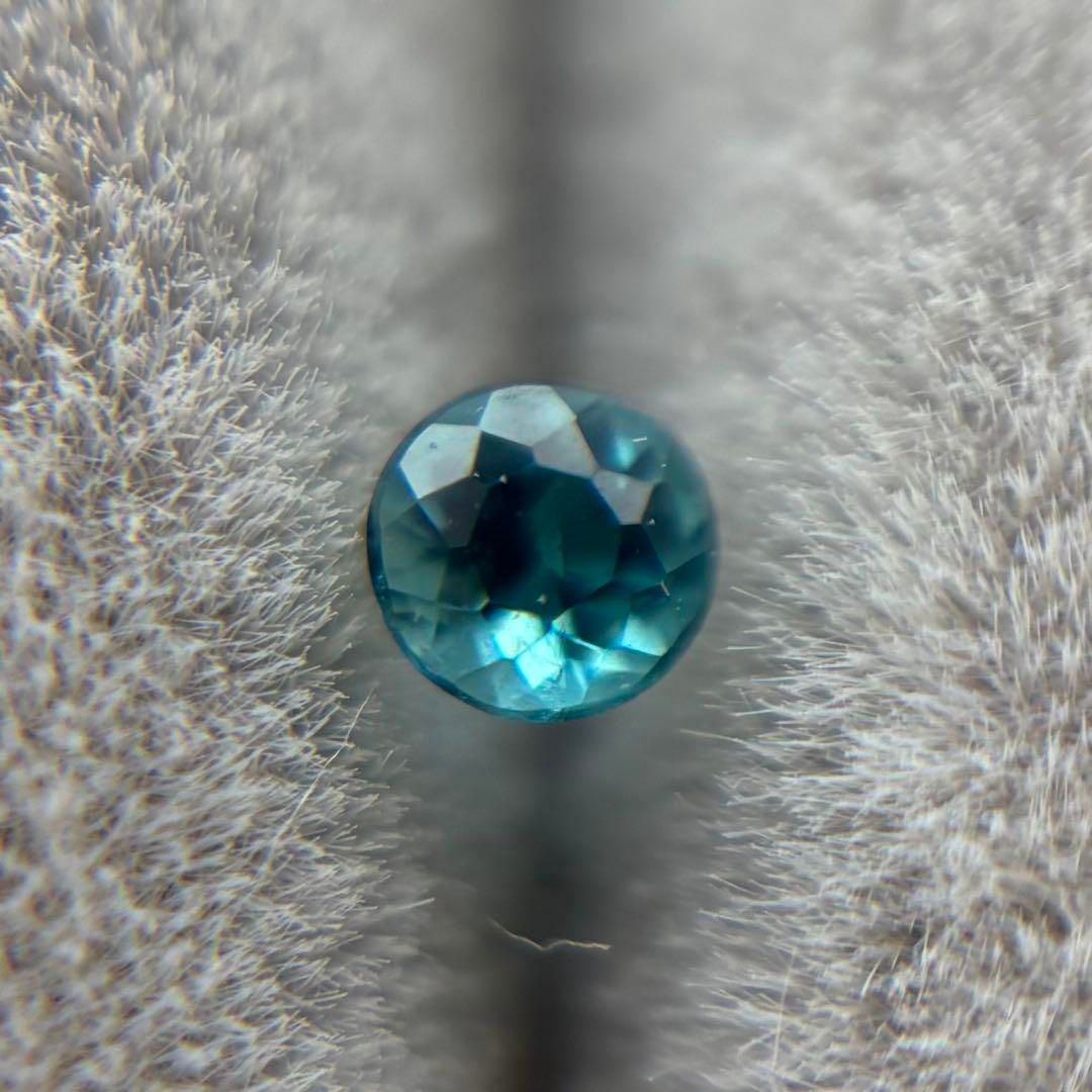 グランディディエライト 0.045ct 2.1mm ラウンド ルース 天然石