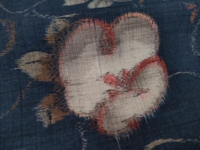 平和屋着物○本真綿紬 小千谷紬 花尽くし 反端付き 正絹 逸品