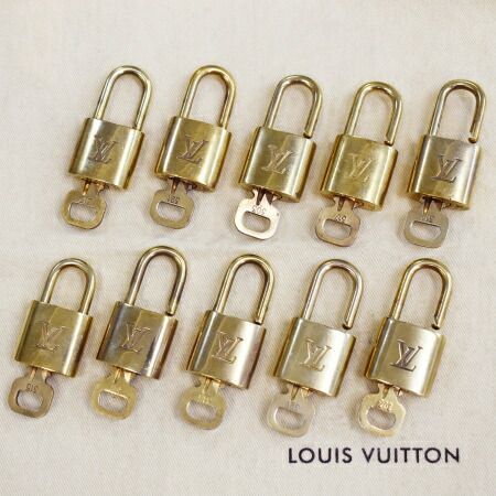 【中古】 10点セット ルイヴィトン LOUIS VUITTON パドロック カデナ 鍵 バッグチャーム キーホルダー ゴールド メタル 08MD589