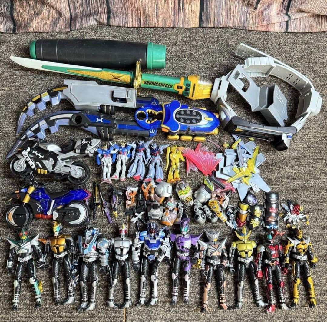 仮面ライダーまとめ 機動戦士ガンダム 15体 ZECT カブト フィギュア 仮面ライダーまとめ 機動戦士ガンダム 15体 ZECT カブト フィギュア