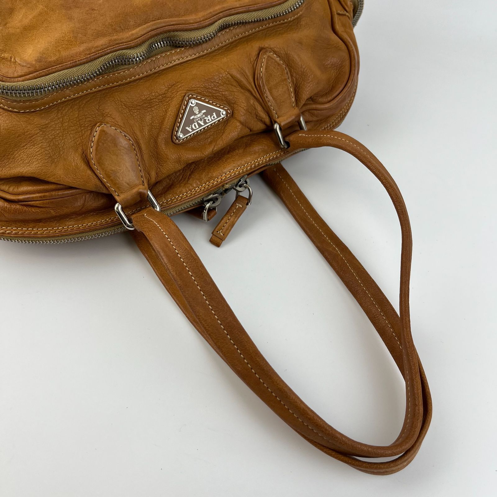 PRADA プラダ ウォッシュドレザーバッグ ショルダーバッグ