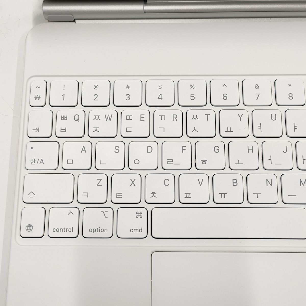 Apple iPad Magic Keyboard USED品 韓国語 ハングル MODEL A2261