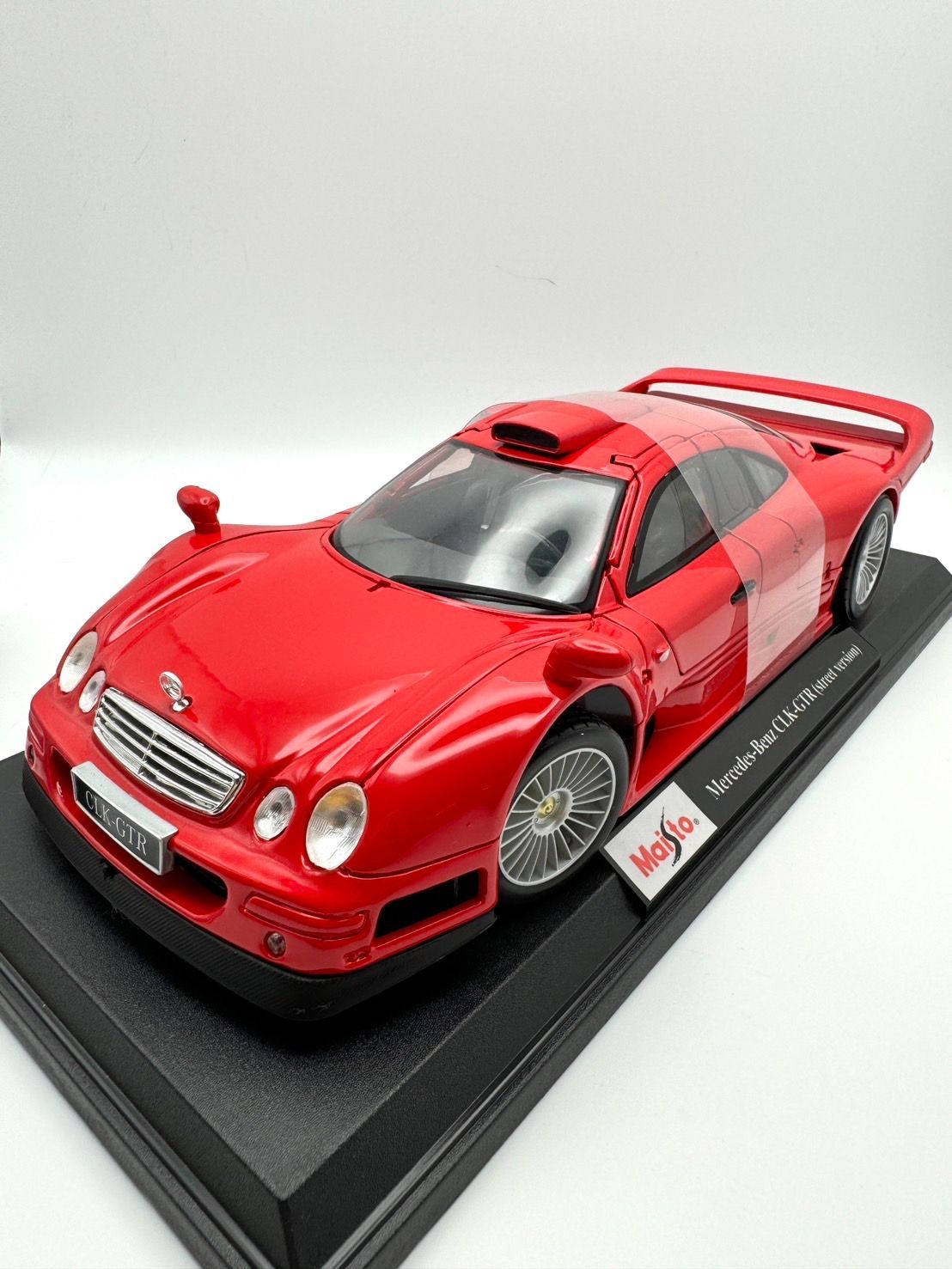 Maisto 1/18 Mercedes-Benz CLK-GTR(street version) レッド マイスト