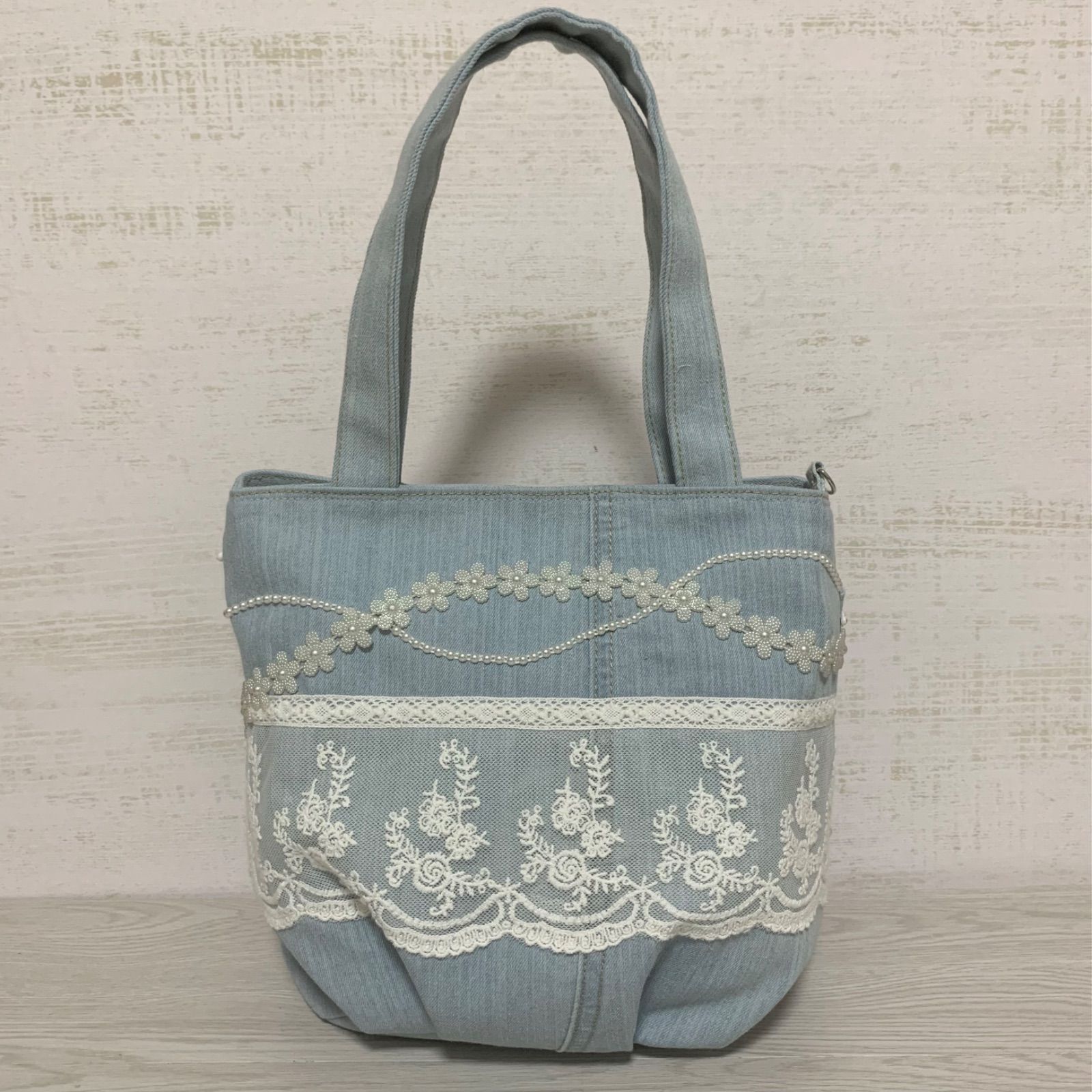 ハンドメイド】 レースとビーズの丸っこいバッグ デニムジーンズ
