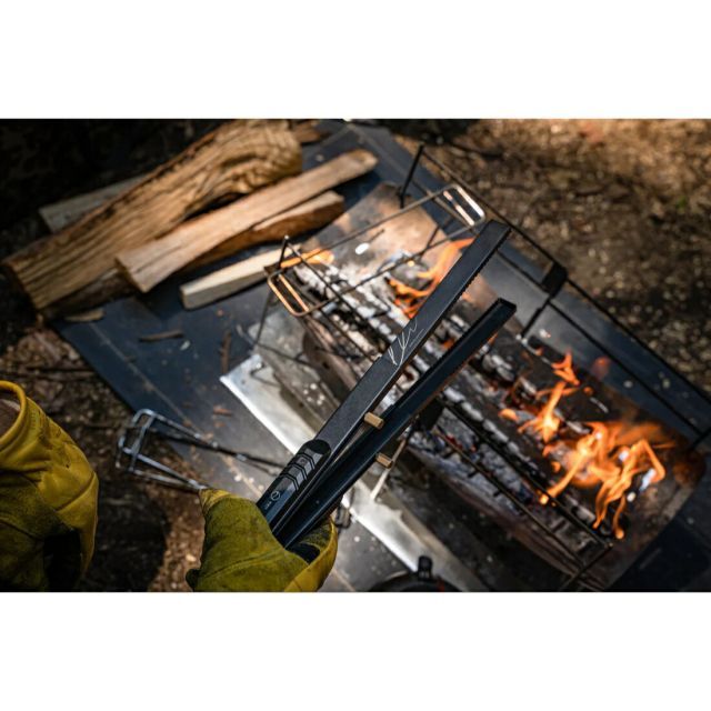 薪バサミ 焚火トング