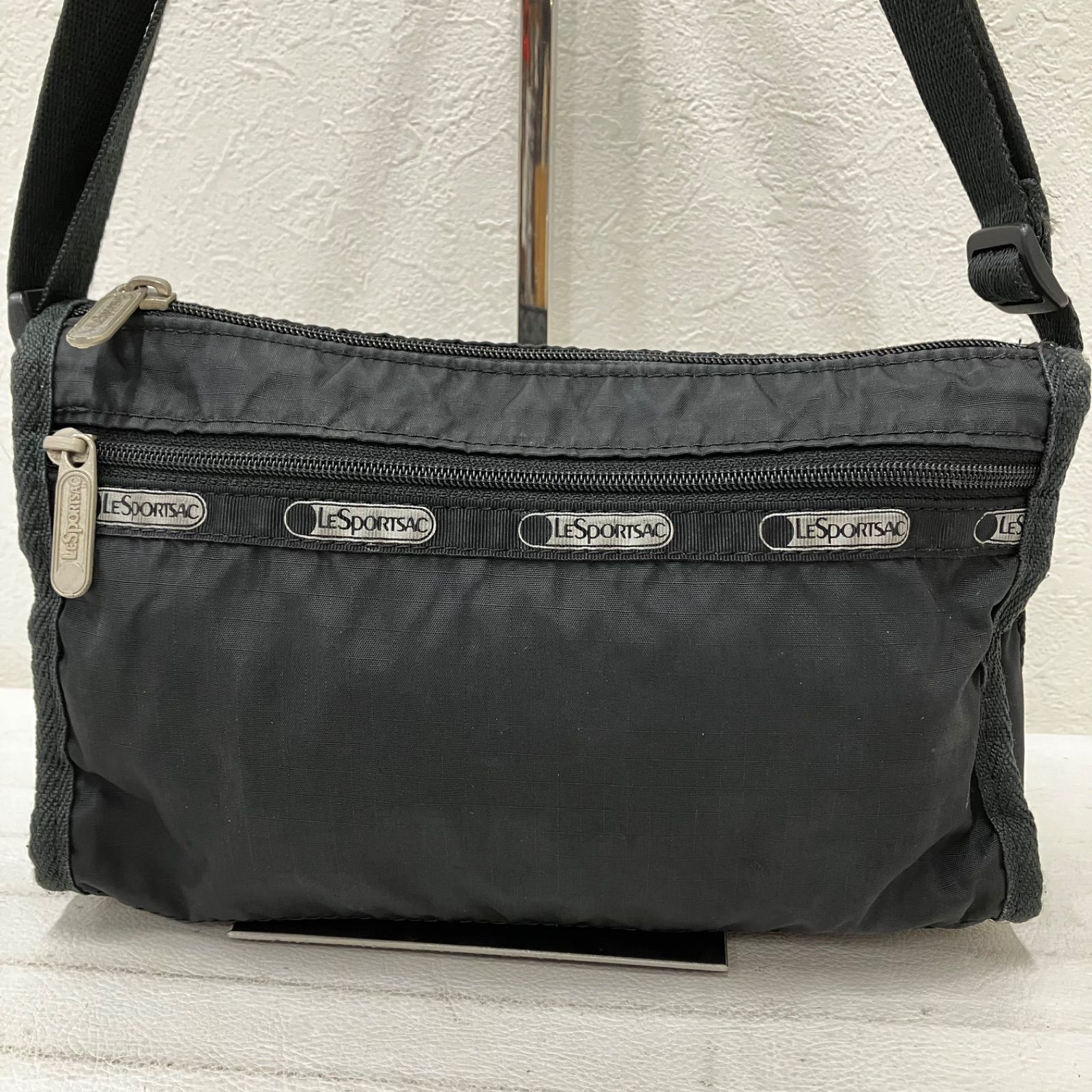 4450 LeSportsac レスポートサック ショルダーバッグ ブラック 黒 