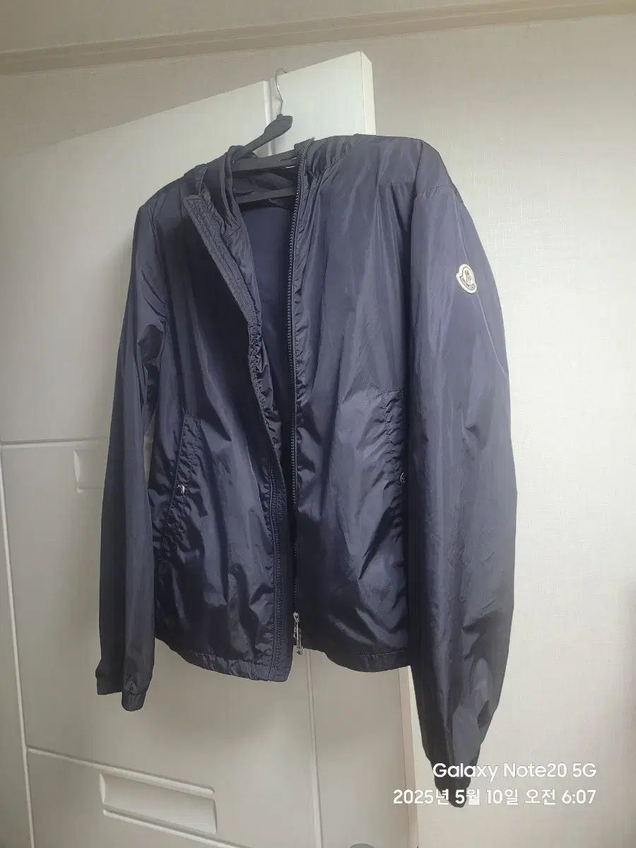 MONCLER モンクレール ウインドブレーカー 2 サイズ