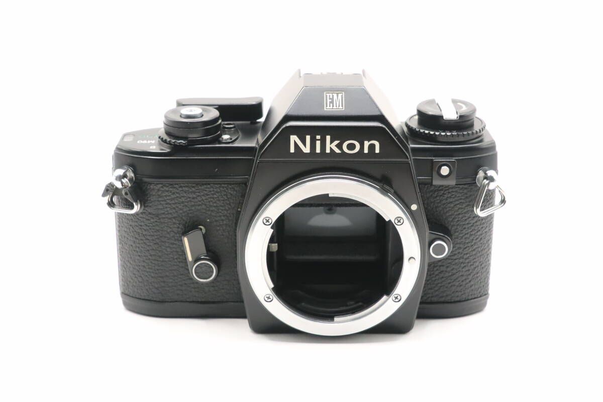 ニコン NIKON