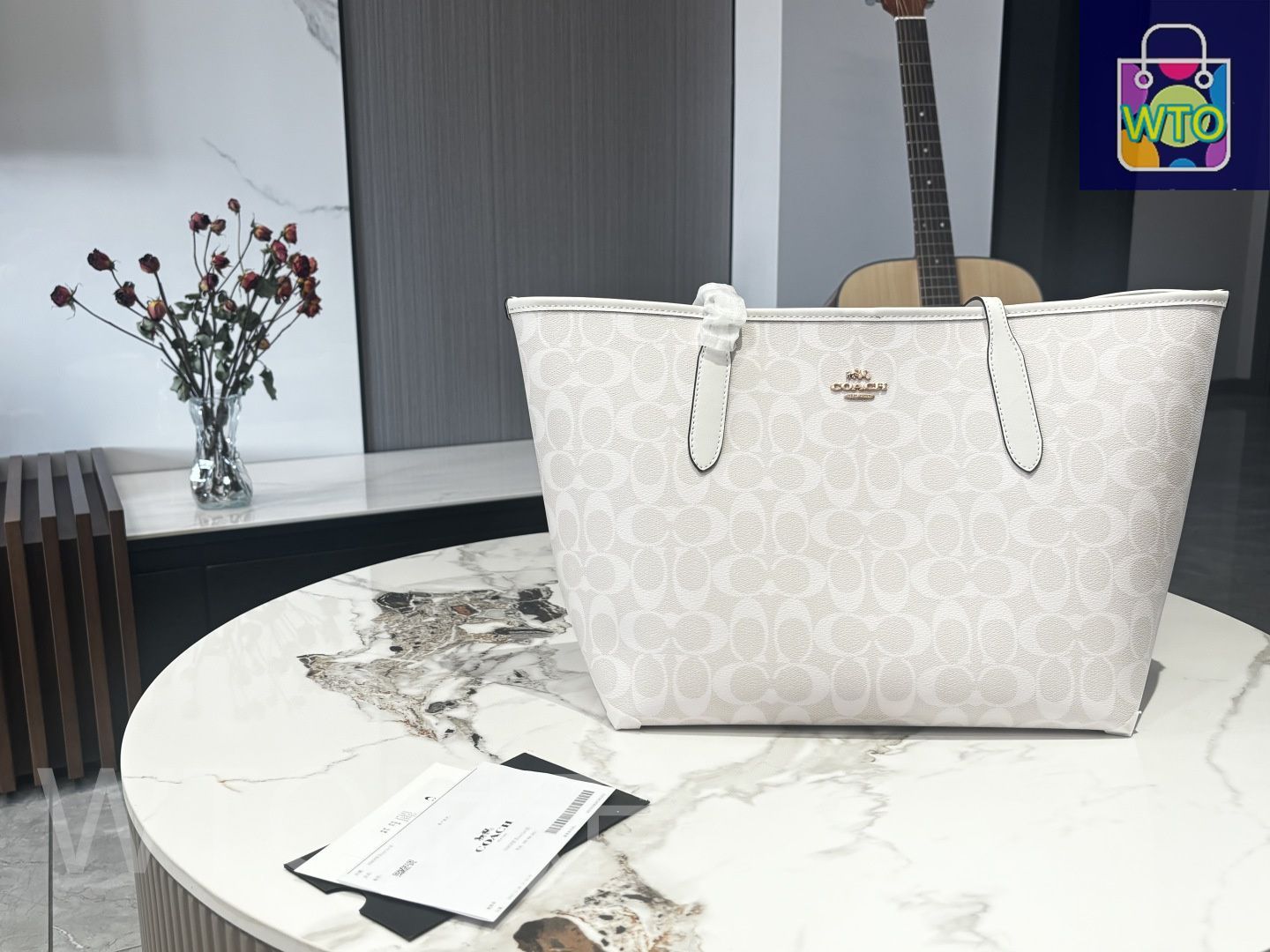 新品 即発送 マークジェイコブス ショルダーバッグ ニュークラウドホワイトマルチ 新品 即発送 マークジェイコブス ショルダーバッグ ニュー