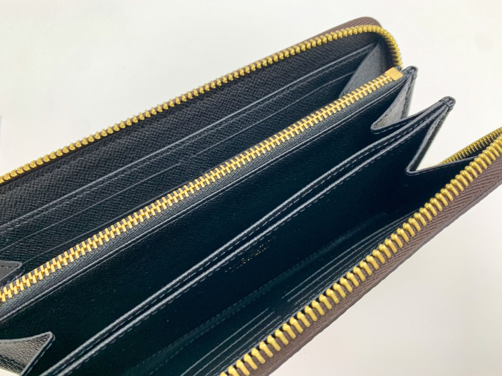 LOUIS VUITTON ルイヴィトン モノグラムジャイアントリバース ジッピー  