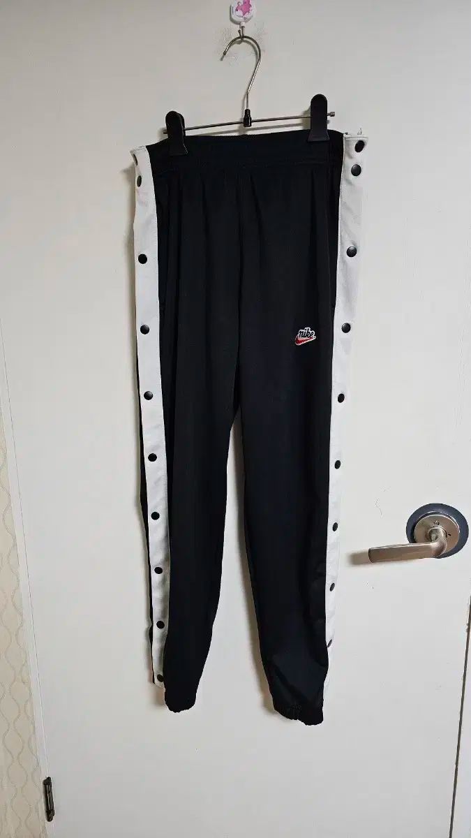 Nike(ナイキ） サイドボタン ジョガー トレーニングウェア （ 503 ）