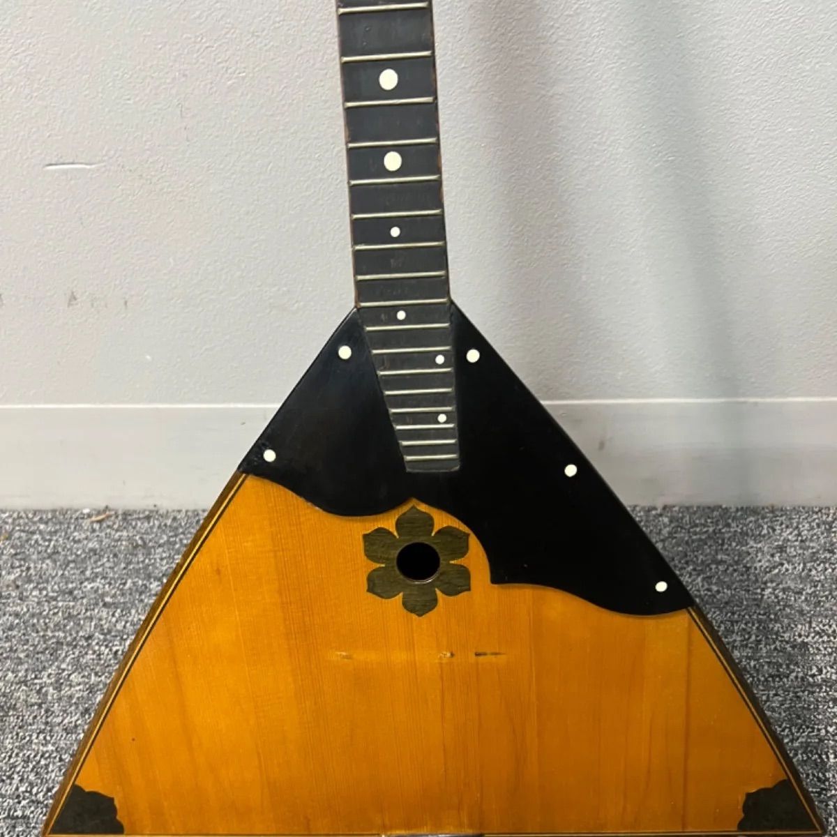 ⭐︎ バラライカ 中古 ロシア楽器 民族楽器 CCCP - メルカリ