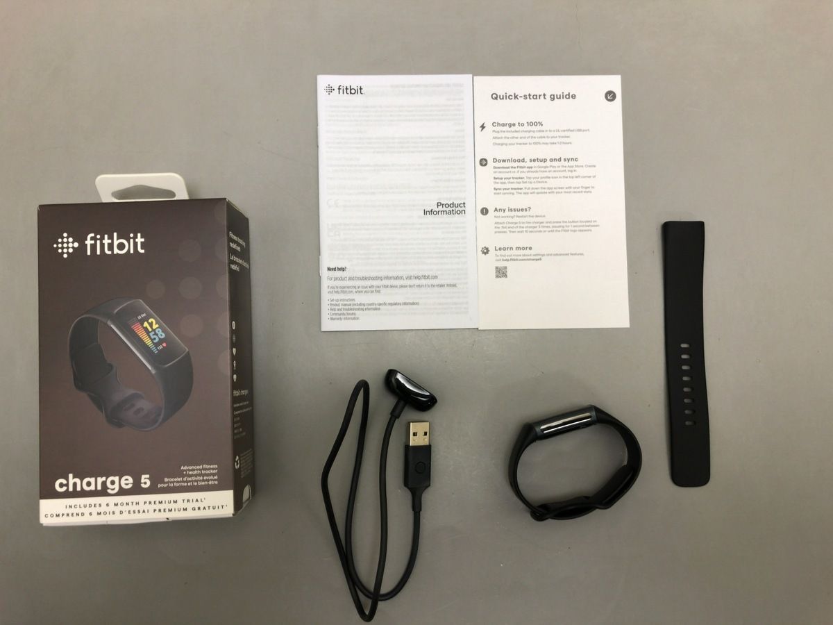 Fitbit Charge 5 ブラック グラファイト - エクササイズ