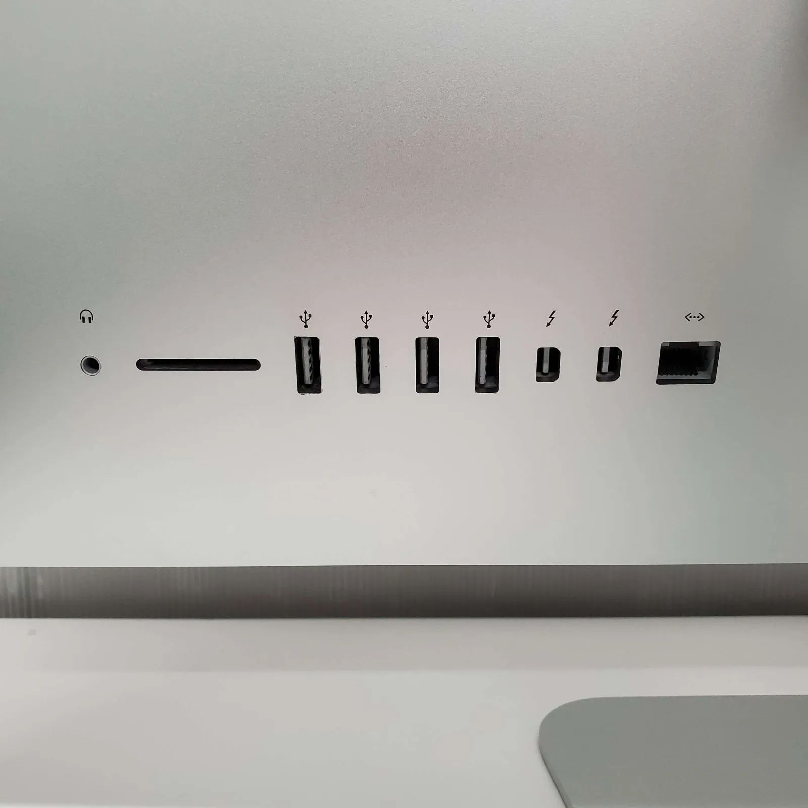 最終値下げ《極美品》Apple MacBookAir m2 8GB ミッドナイト（Mac整備 