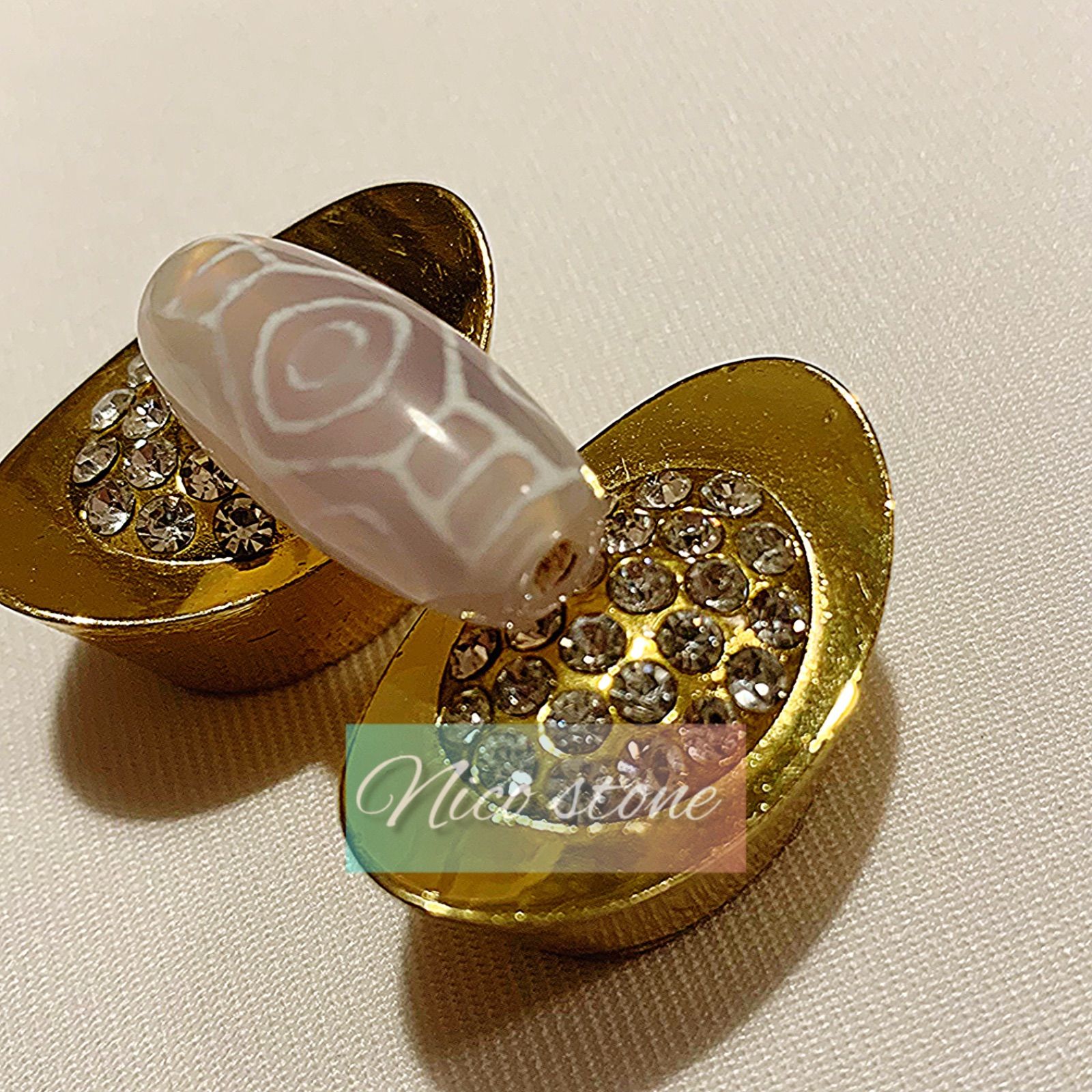 チベット老玉髄天珠】龍眼天珠☆約12×25mm☆ナチュラル色 - メルカリ