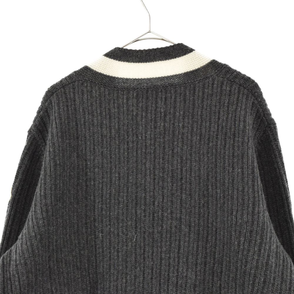 MONCLER (モンクレール) SCOLLO A V TRICOT ロゴワッペン V