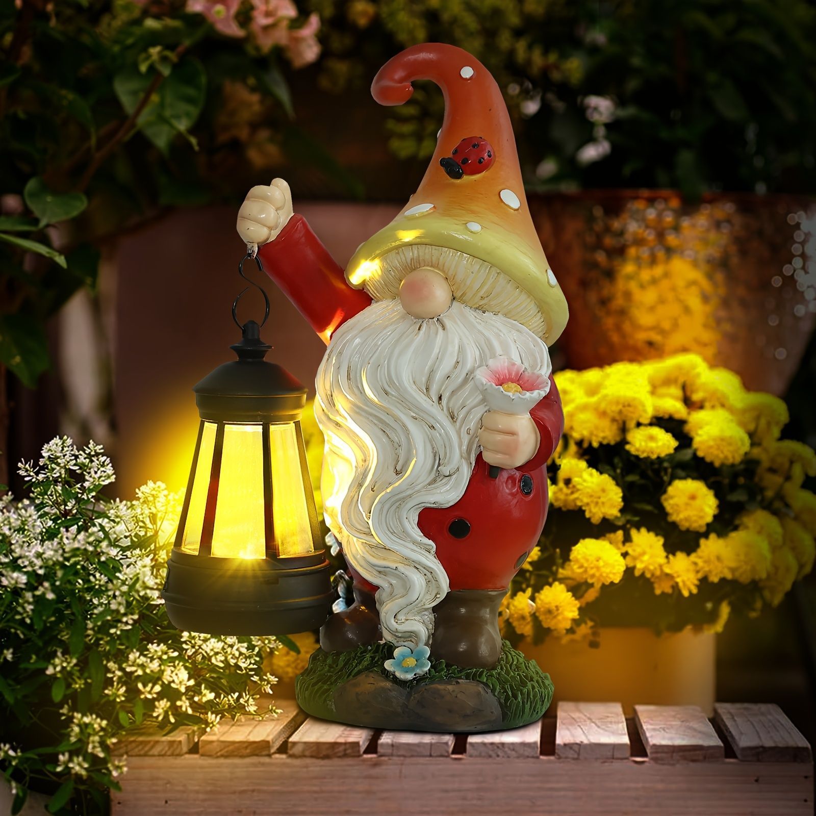 ソーラーライト ガーデンライト ガーデンオーナメント ランタンを持っている小人 庭オブジェ 癒しグッズ ガーデニング お庭 玄関ライト 園芸装飾 インテリア オシャレ 防水 ギフト プレゼント 贈り物 樹脂 WWW_NOITHATQUANGTHANH_NET