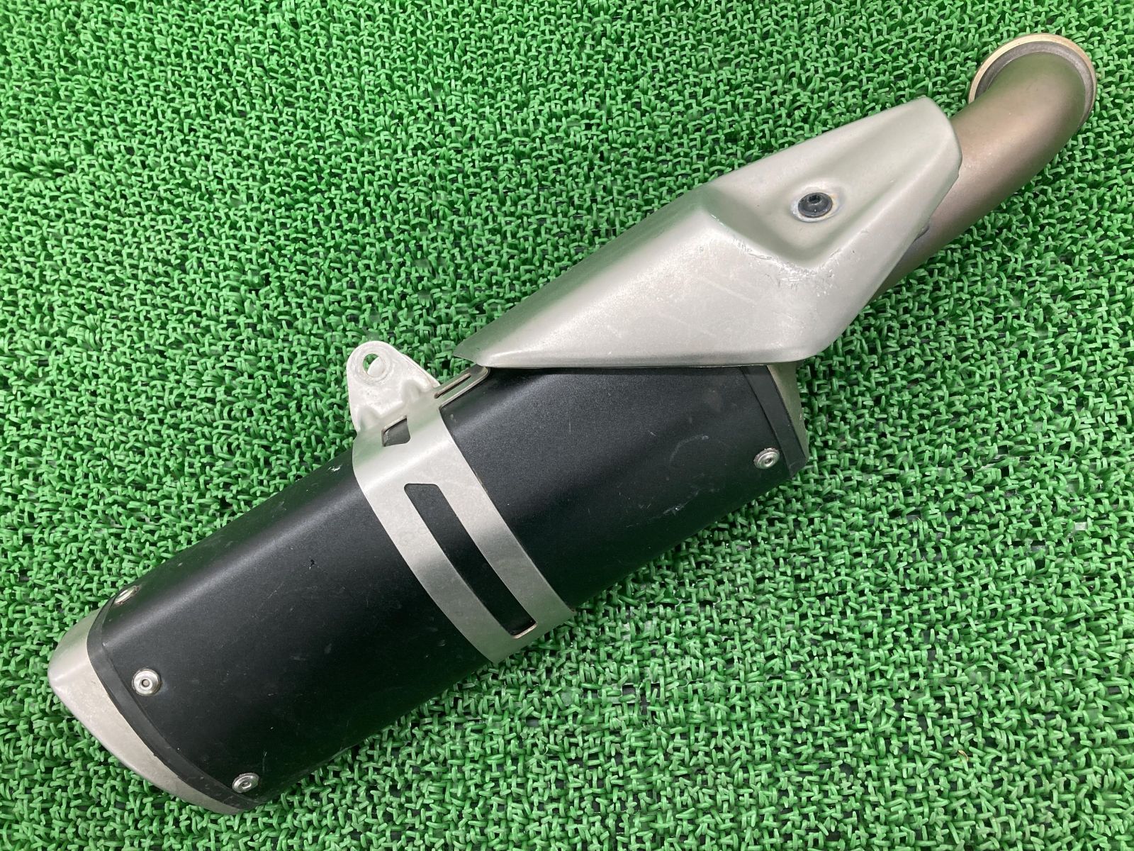 390デューク サイレンサーマフラー 938.05.083.000 KTM 純正 中古 バイク 部品 凹み無し 品薄 希少品 車検 Genuine