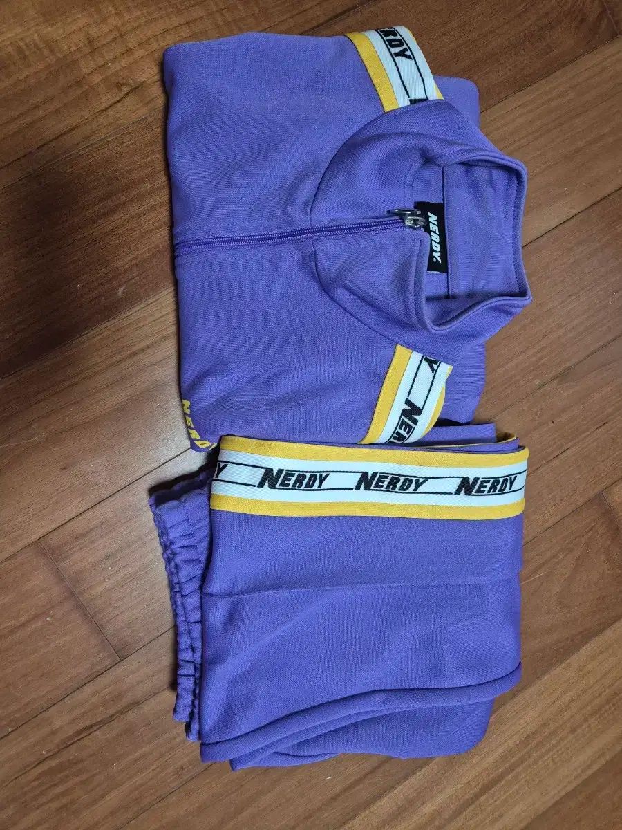 NERDY ノルディ トラックセット 紫