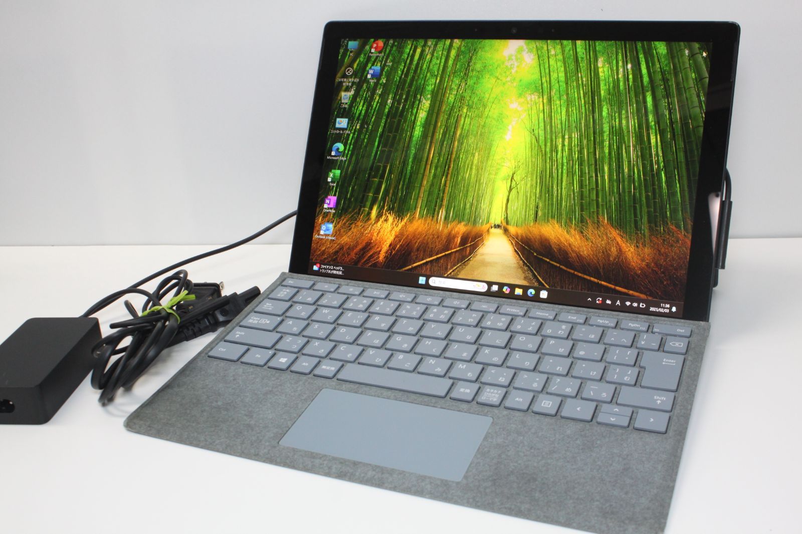 Surface Laptop Go（第1世代）intel Core i5/128GB/8GB ④ しんしん 1