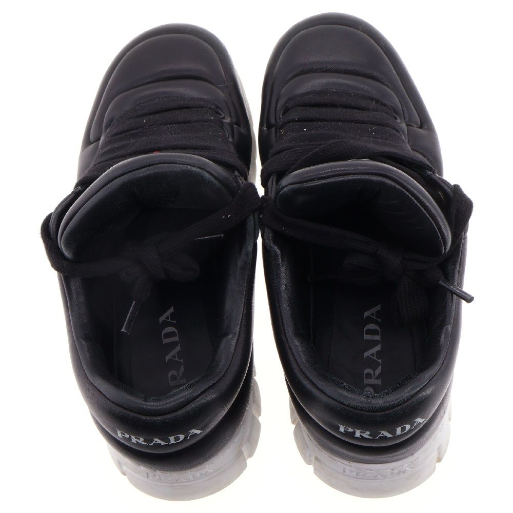 PRADA (プラダ) パデッドナッパレザーローカットスニーカー
