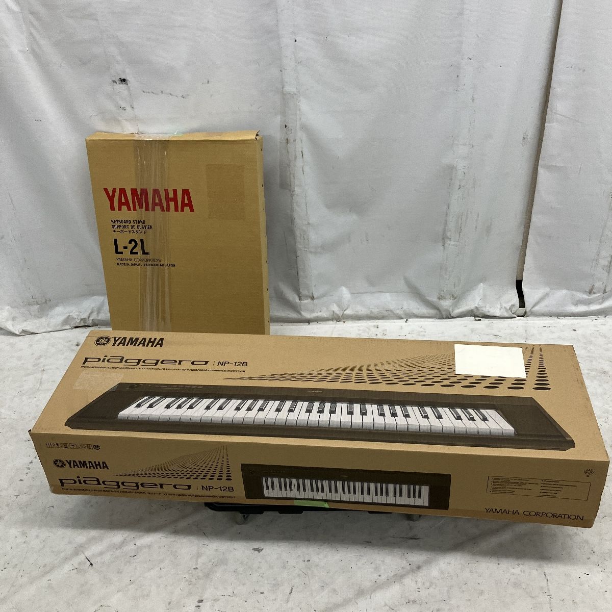 鍵盤楽器 Yamaha piaggero NP-12B Yamaha NP-12 61-Key Piaggero